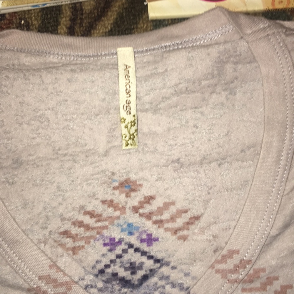 Tee - Picture 3 of 5